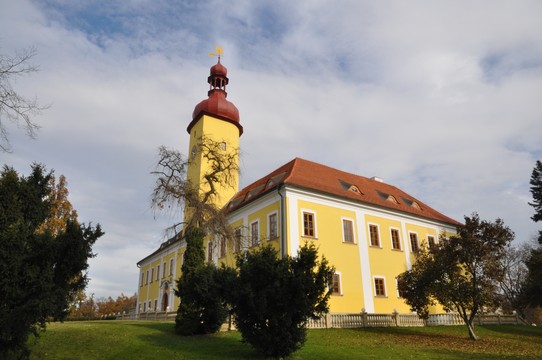zámek Stráž nad Nežárkou